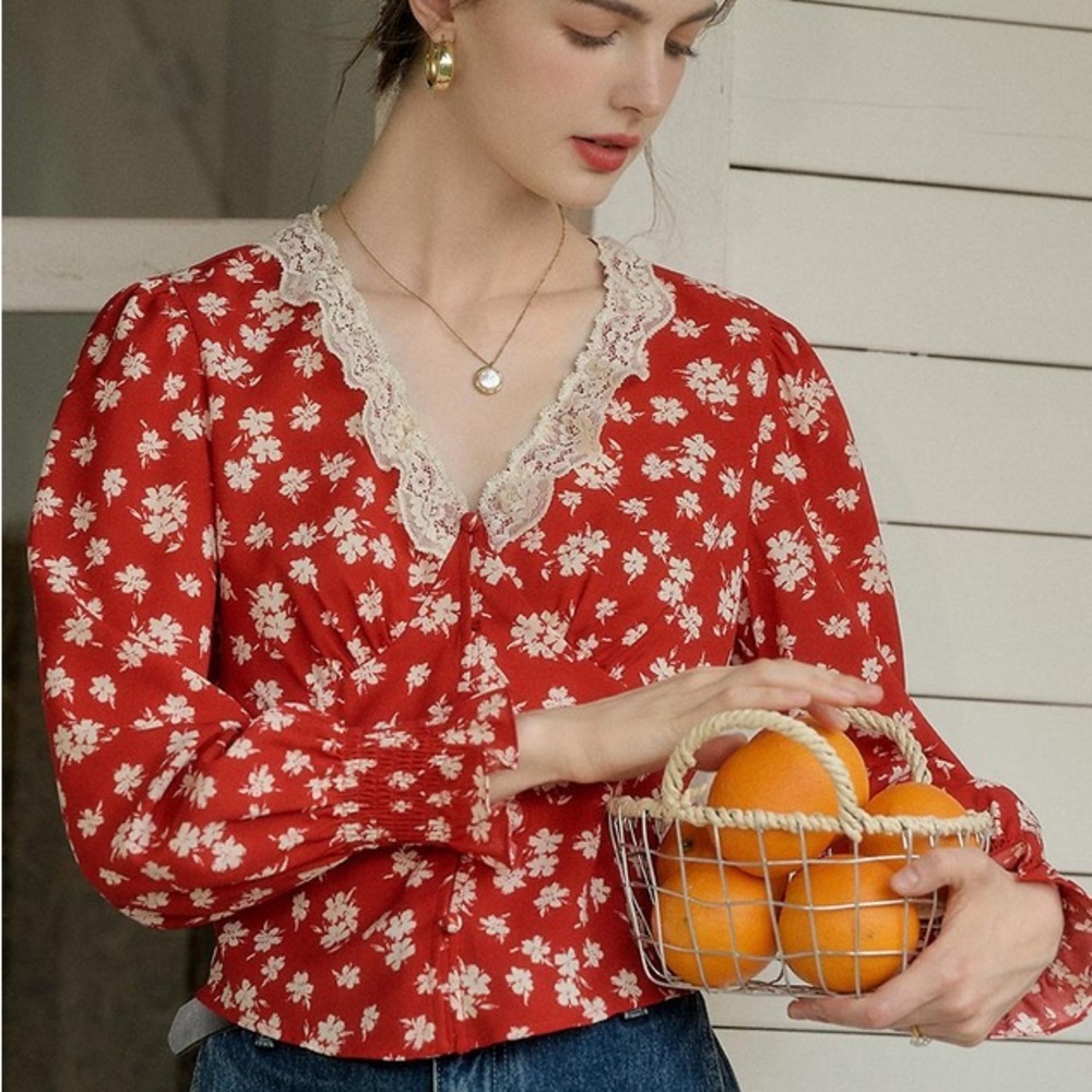 SIMPLE RETRO TOP